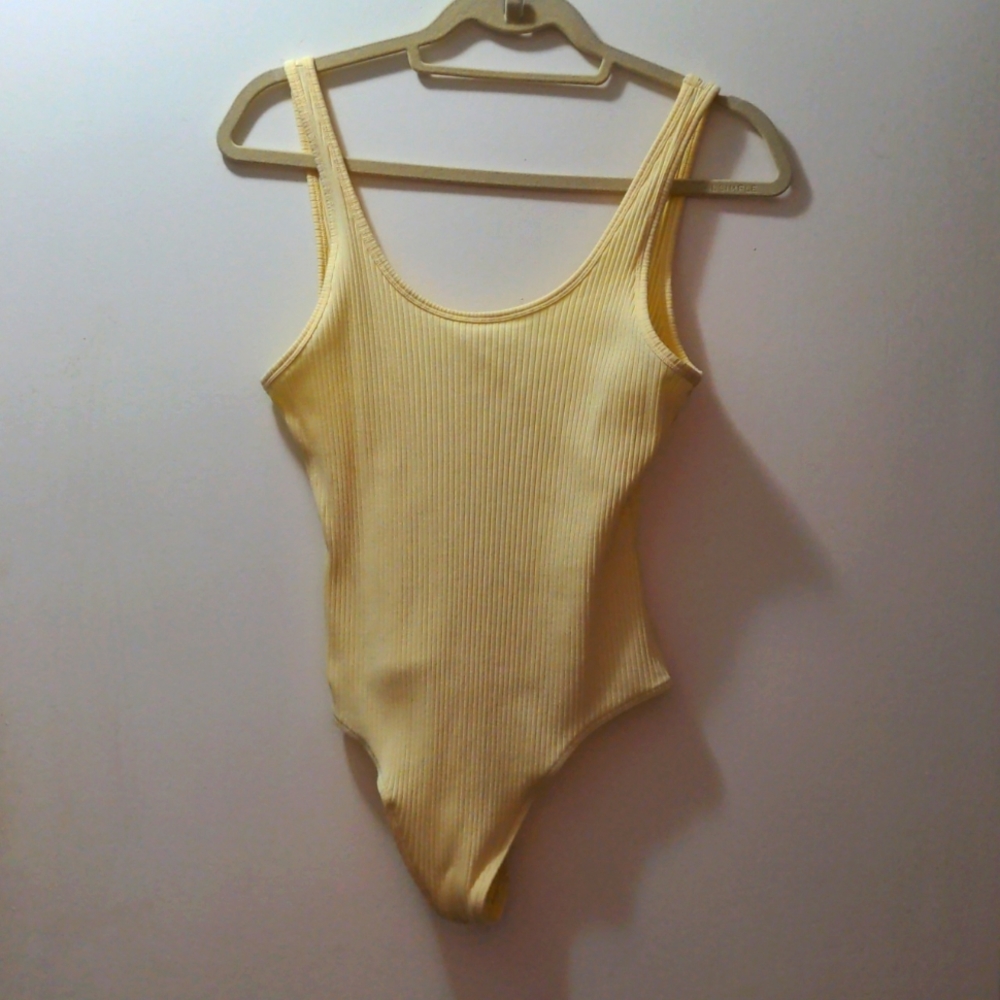 Large Aritzia Yellow bodysuit.